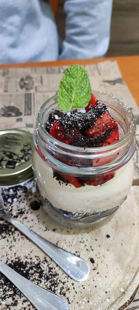 Menu_Lobo Mau Cafetaria_Canas de Senhorim_immagine_9