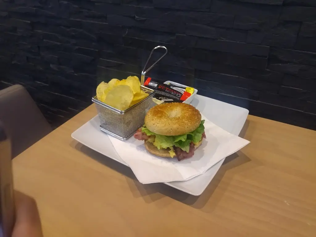 Menu_4 Esquinas Café |Gelataria |Lounge Bar_Canas de Senhorim_immagine_1