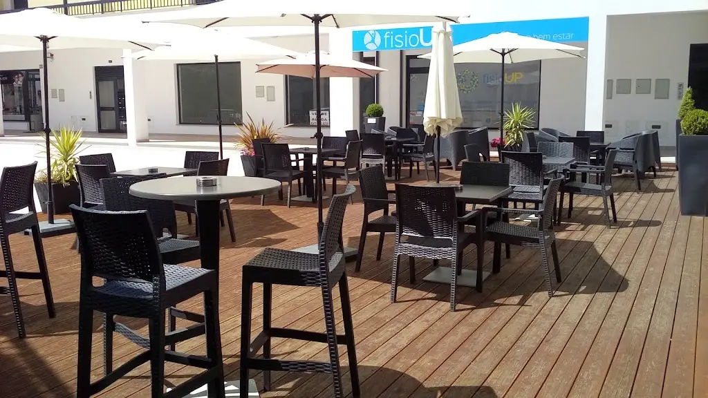 4 Esquinas Café |Gelataria |Lounge Bar_Canas de Senhorim_slider_image_1