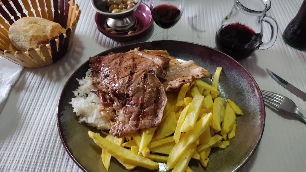 Café Escondidinho ristorante a Canas de Senhorim