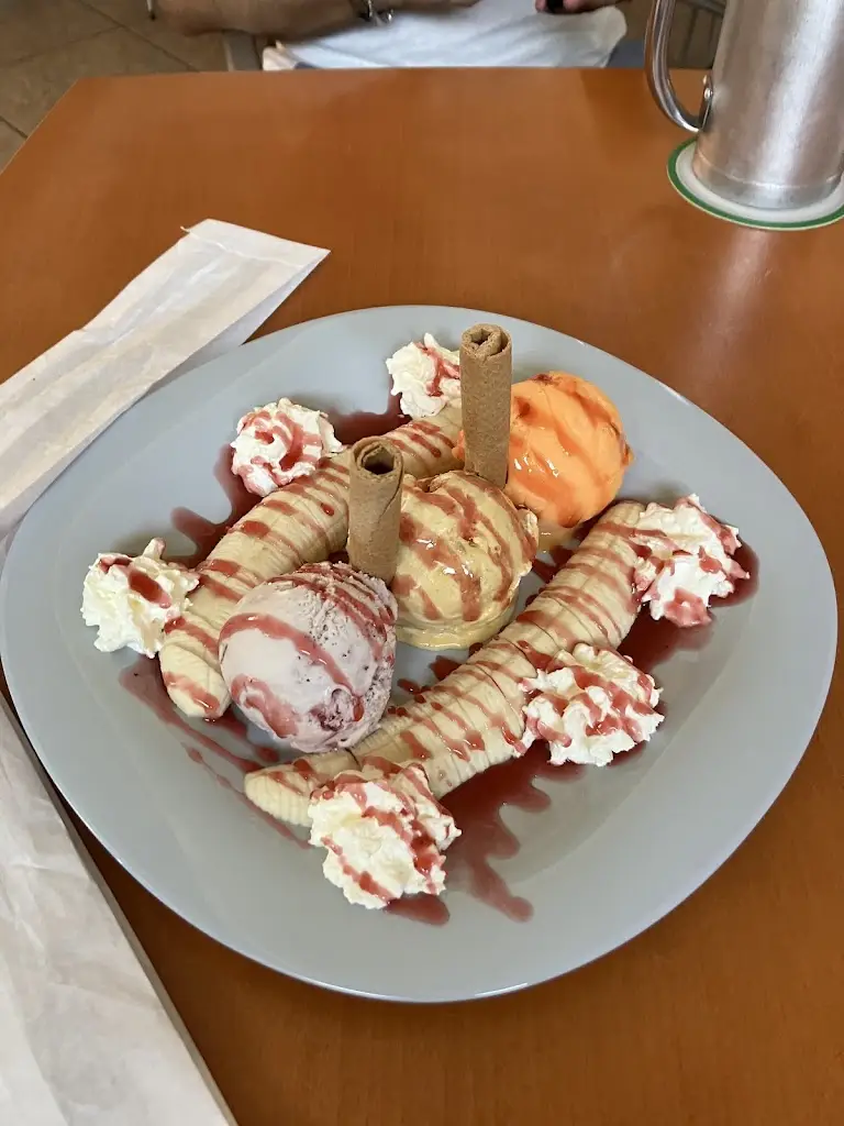 Menu_A Madrilena-Actividades Hoteleiras, Lda_Moimenta da Beira_image_1