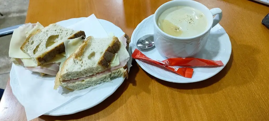 Dalila Fonseca_A Madrilena-Actividades Hoteleiras, Lda_Moimenta da Beira_review