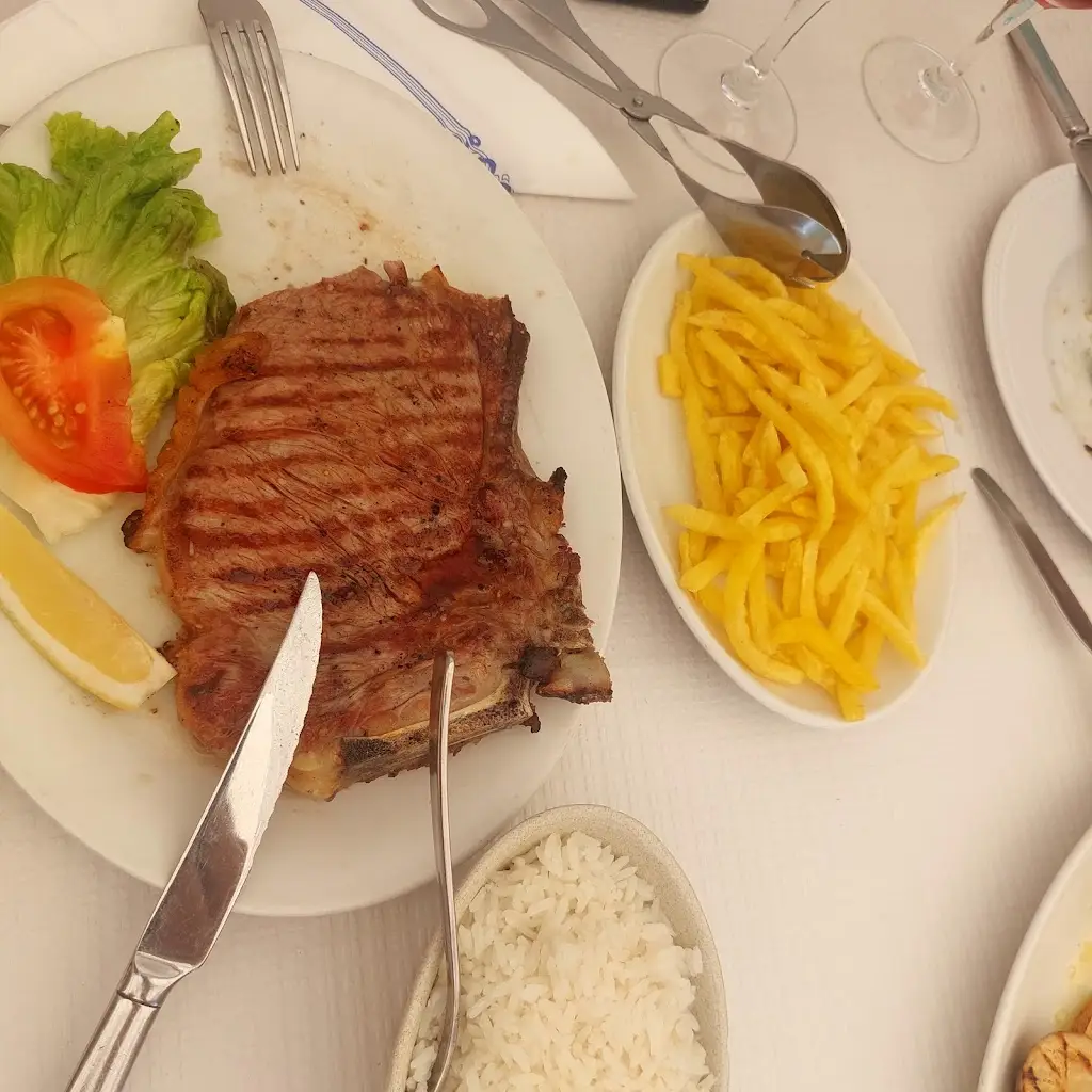 Paula Santos_LEITÕES SÃO FRANCISCO_Moimenta da Beira_recensione