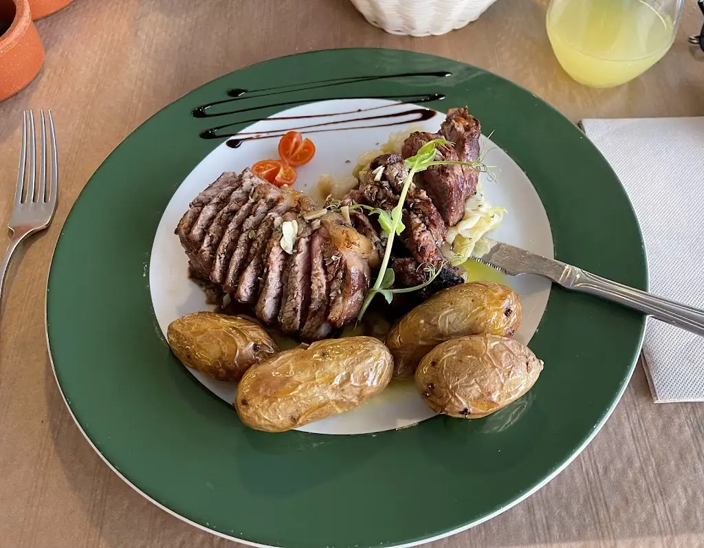 Dominik Gwerder_O Rabelo_Cinfães_review