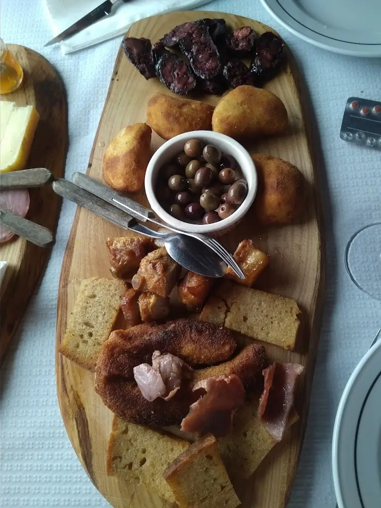 Menu_Restaurante Solar do Montemuro_Cinfães_immagine_2