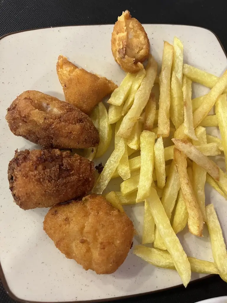 Valter Fernandes_Pizzaria Roma_Cinfães_review