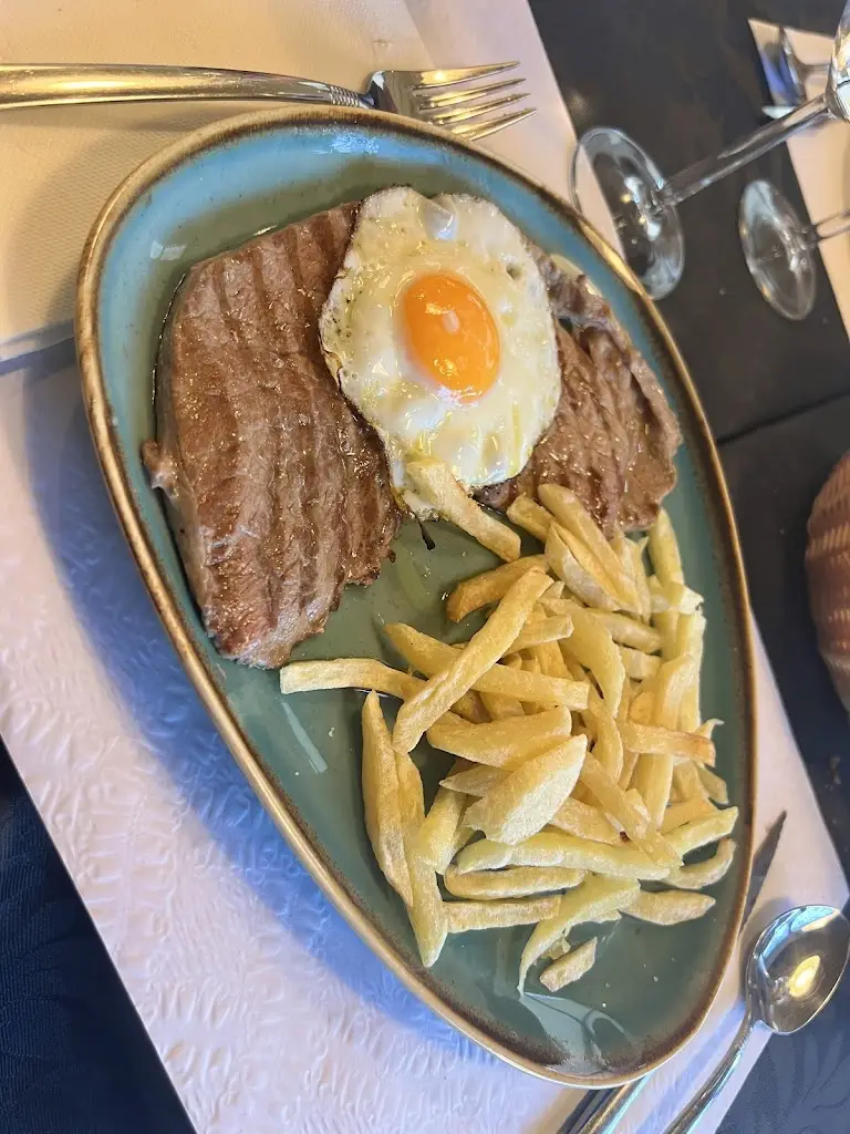 Susana Aree_Restaurante Toronto_Valpaços_recensione