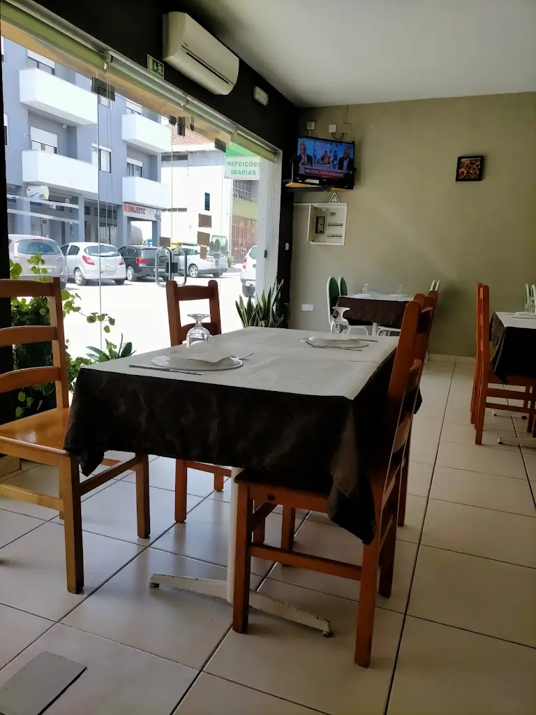 RESTAURANTE O JARDIM ristorante a Valpaços