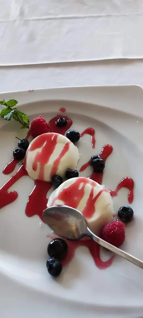 Menu_Pizzaria Caprichosa_São João da Madeira_image_5