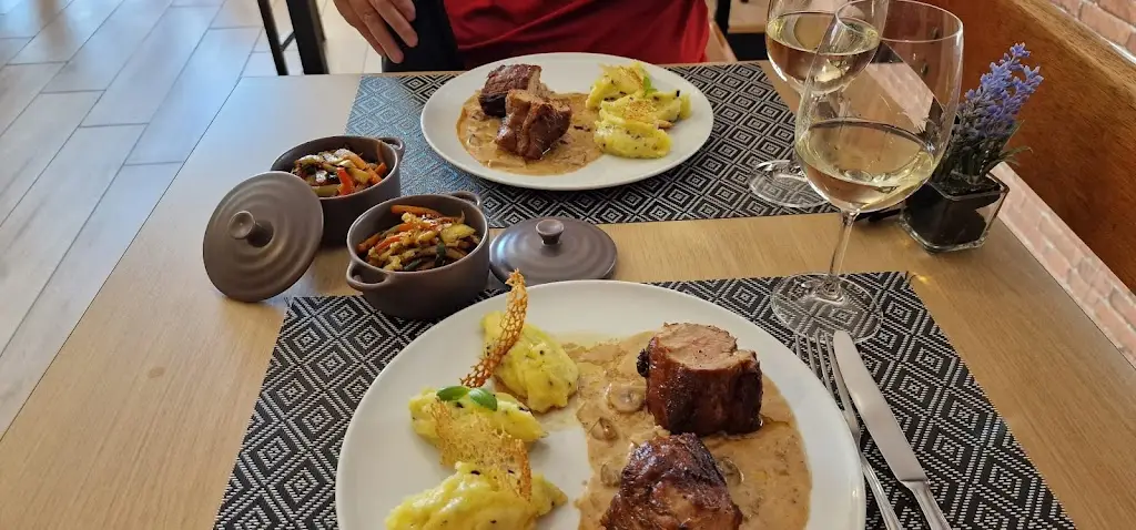 Mick McCanlies_Taska Chik - Restaurante_Castro Daire_Bewertung