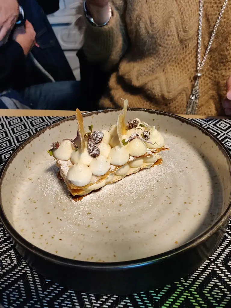 Mathilde Heu_Taska Chik - Restaurante_Castro Daire_Bewertung