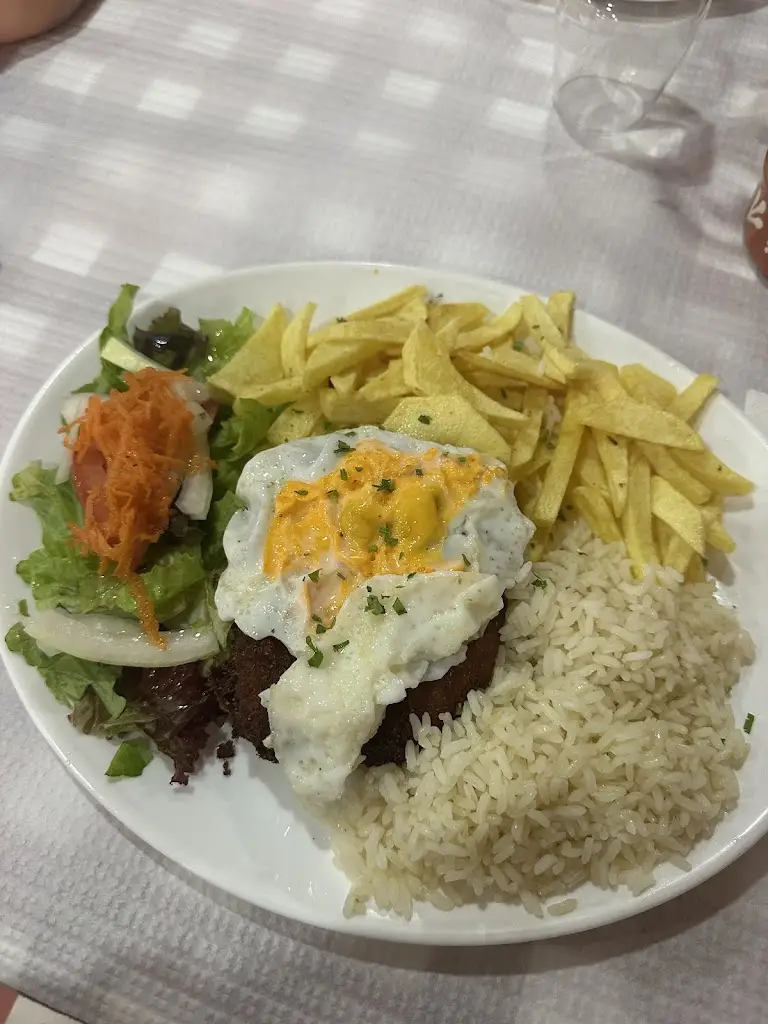 Anaïs Fraga_Tasca Dos Nunes 8/7_Castro Daire_review