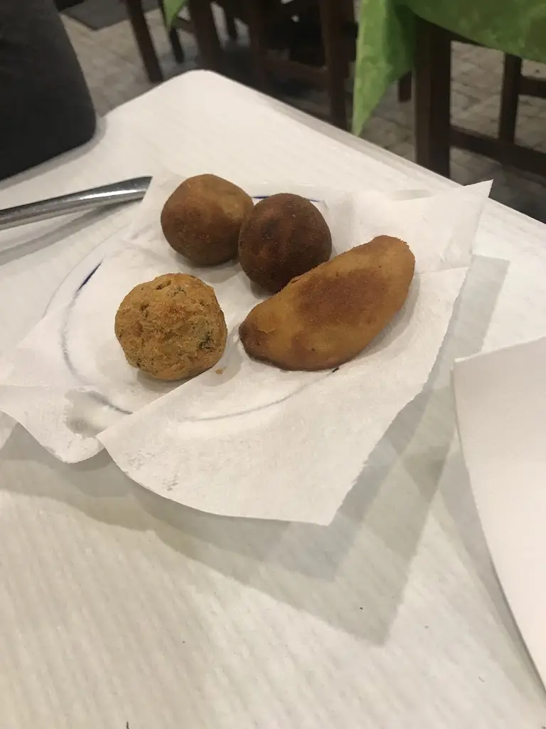 alberto lazzaroni_BACANA_São João da Madeira_reseña