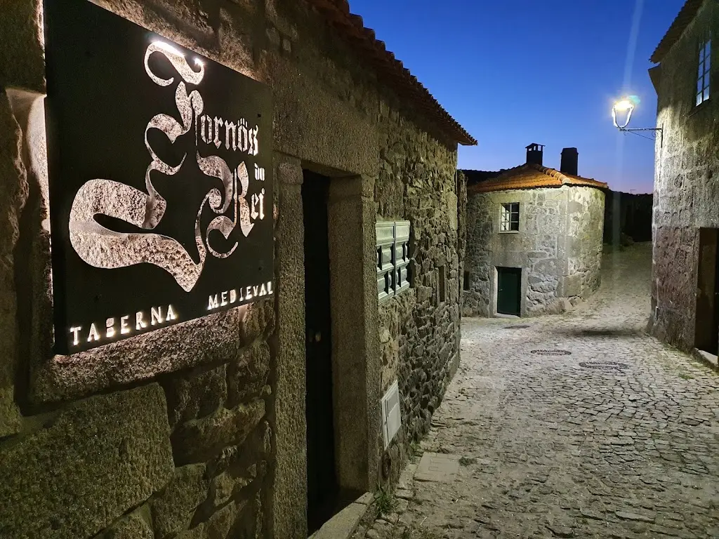 Taberna Fornos do Rei ristorante a Penedono