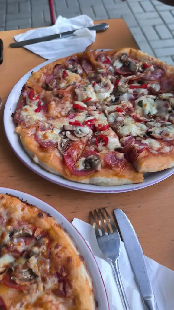 _zauber_diy Elli_Pizzaria San’tiago_São João de Areias_avis