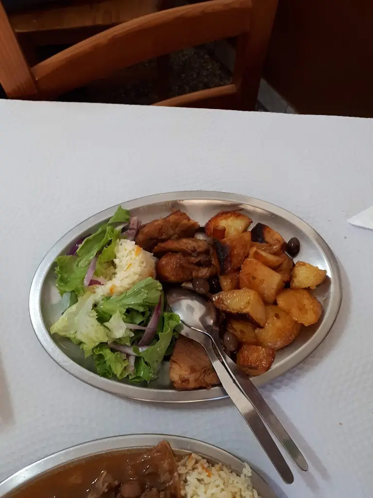 Churrasqueira E Pizzaria Capoeira, Lda._Mangualde_slider_image_2