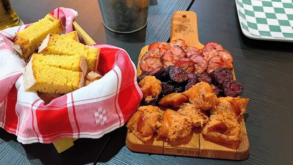 Julianne Coffman_O Sousa_Lamego_review