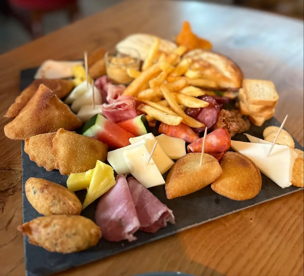 Willy Weymar_Tapas Bar Passeio Alto_Lamego_recensione