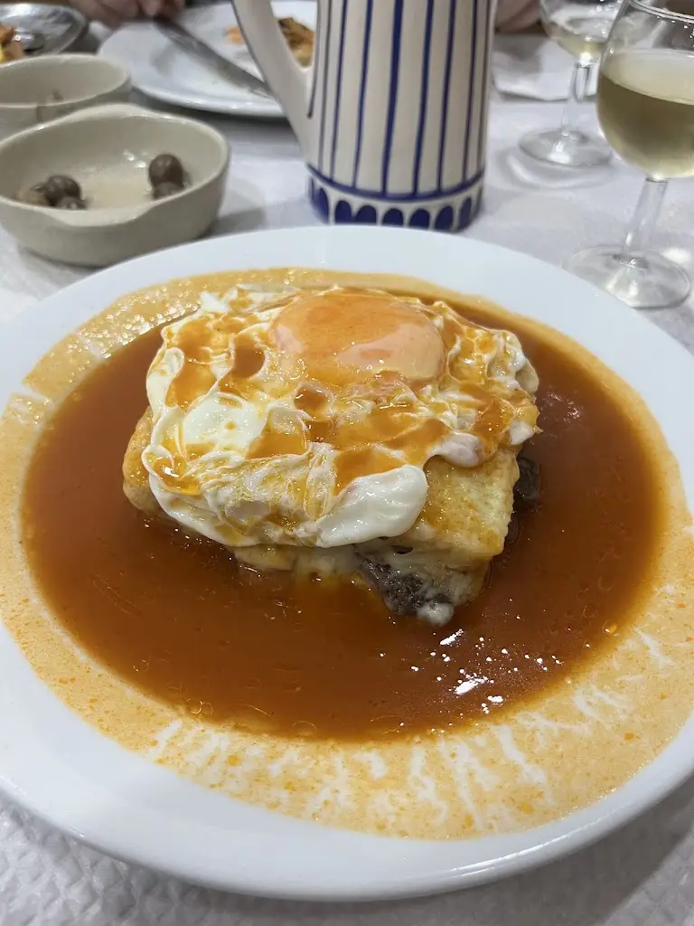 Heidi Bigl_Casa Bastos_Lamego_recensione