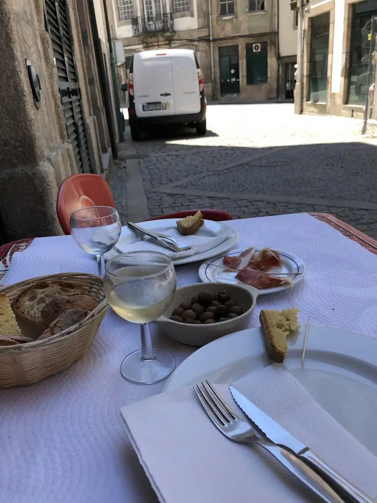 Per Barthold Hansen_Casa Bastos_Lamego_recensione