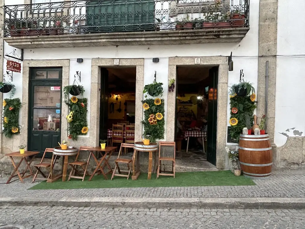 Ellahe Rezai_5120 Taberna_Tabuaço_recensione