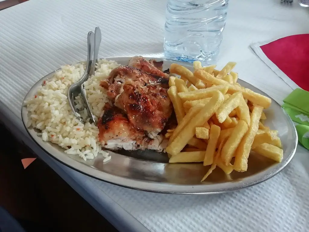 Rui Henriques_Pelicano_Oliveira de Frades_recensione