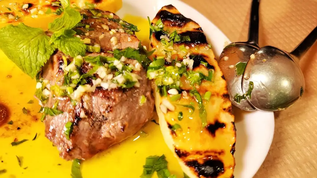 Adjoa & Adom_Cantiflas_São João da Pesqueira_recensione