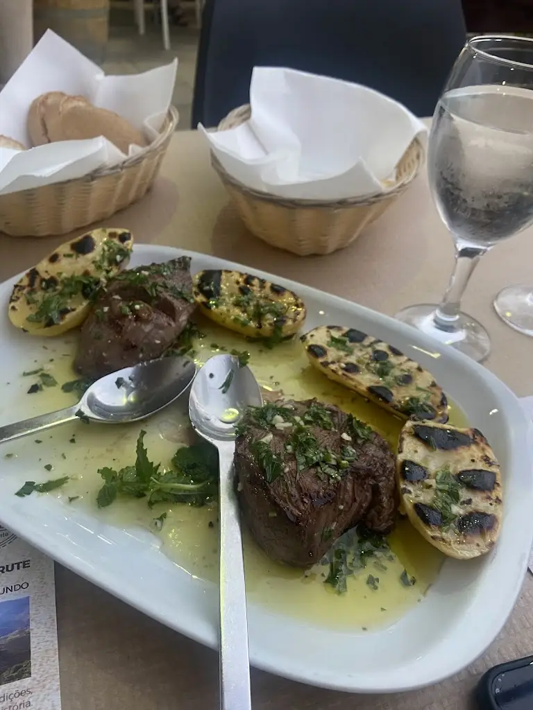 Abbie Taylor_Cantiflas_São João da Pesqueira_recensione