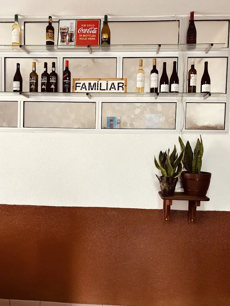 Cleary_O Familiar_Penalva do Castelo_reseña