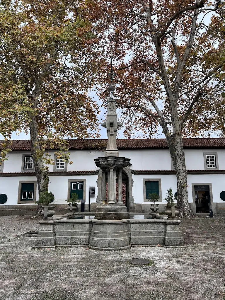 Lance Lewis_Parador Casa da Ínsua_Penalva do Castelo_recensione