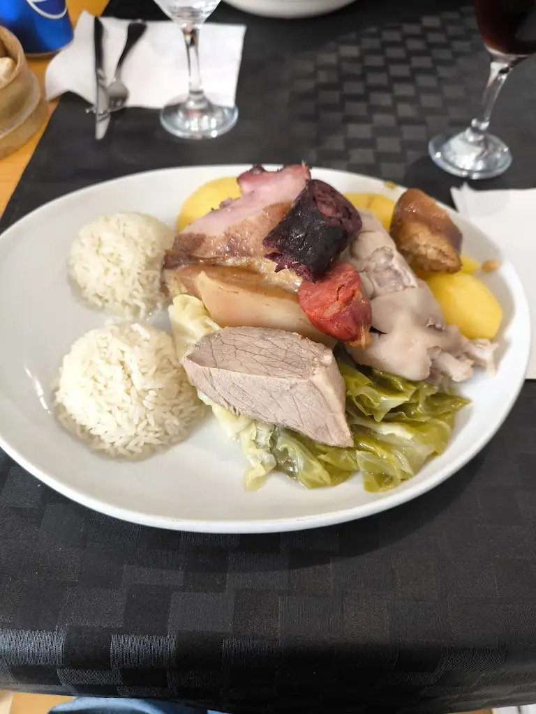 Menu_Churrasqueira Catefica, Lda._Resende_immagine_8