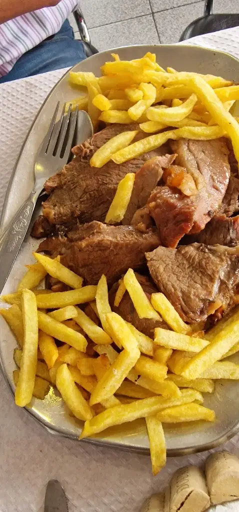 Menu_4 Filhos Fonte Luminosa_Resende_immagine_6