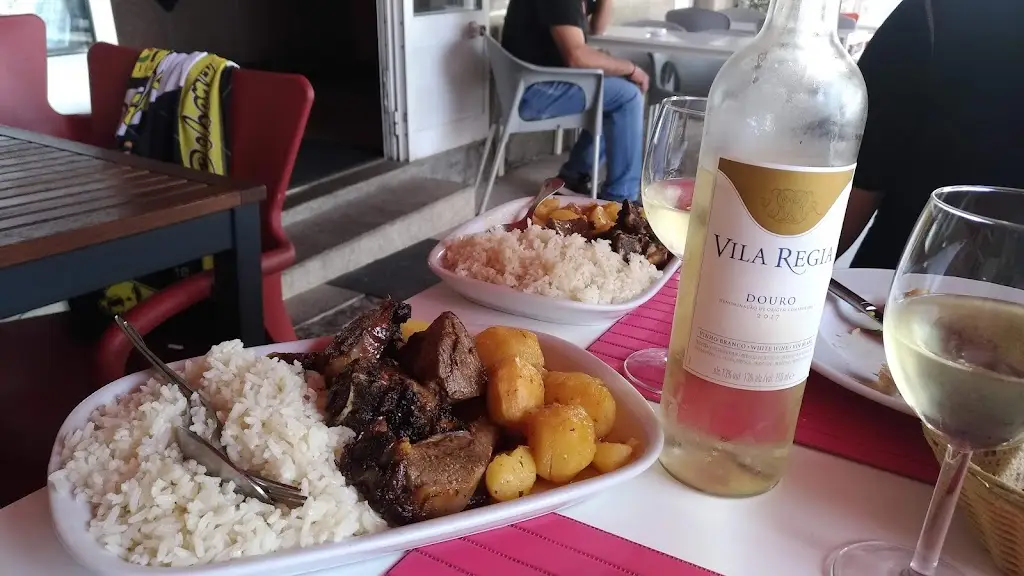 Restaurante Paga'Tu_Resende_slider_image_3