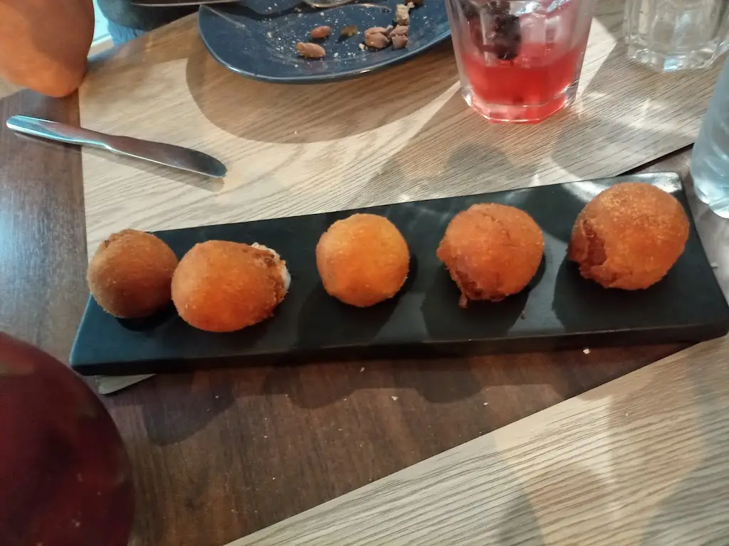 Oren Simon_Atisca & Petisca_Tondela_recensione