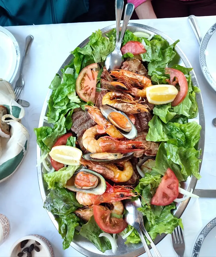 Restaurante Marisqueira O Solar ristorante a Tarouca