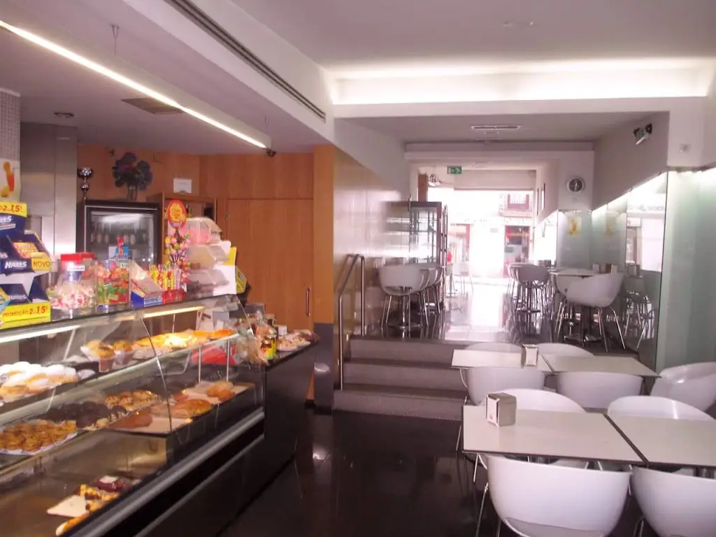 Confiança 1 - Pastelaria Padaria Restaurante_Sever do Vouga_slider_image_3