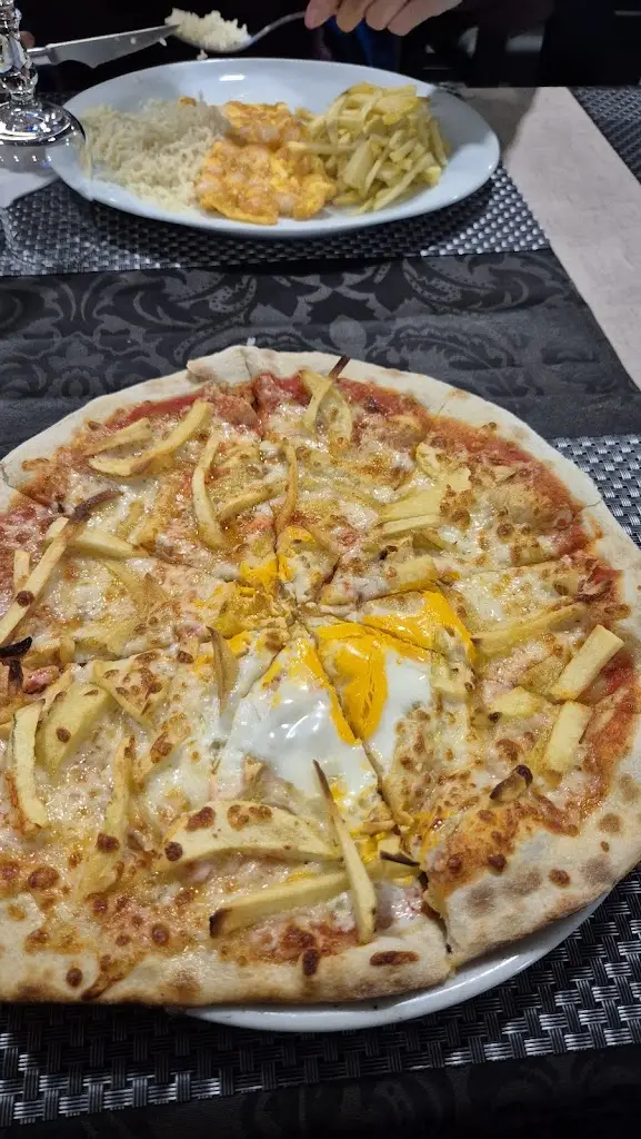 Szymon Wyderka_Restaurante Pizzaria Girassol_Tarouca_recensione