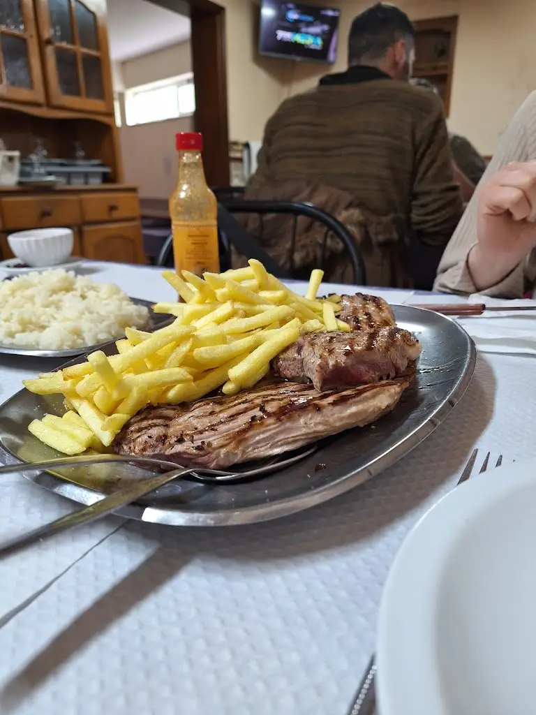 João Almeida_Casa Quintas - Santos & Castro Cafe_Sever do Vouga_recensione