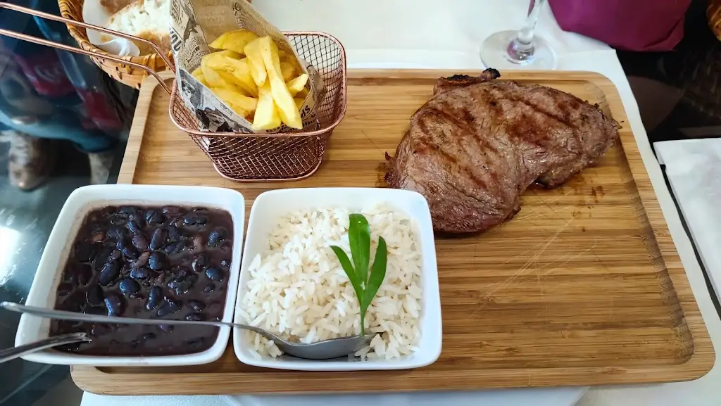 Liliana Silva_The Village Grill_Vila Nova de Paiva_review