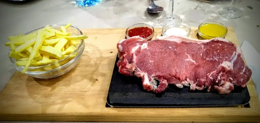 Denis Fernandes_Chez Tony_Vila Nova de Paiva_recensione