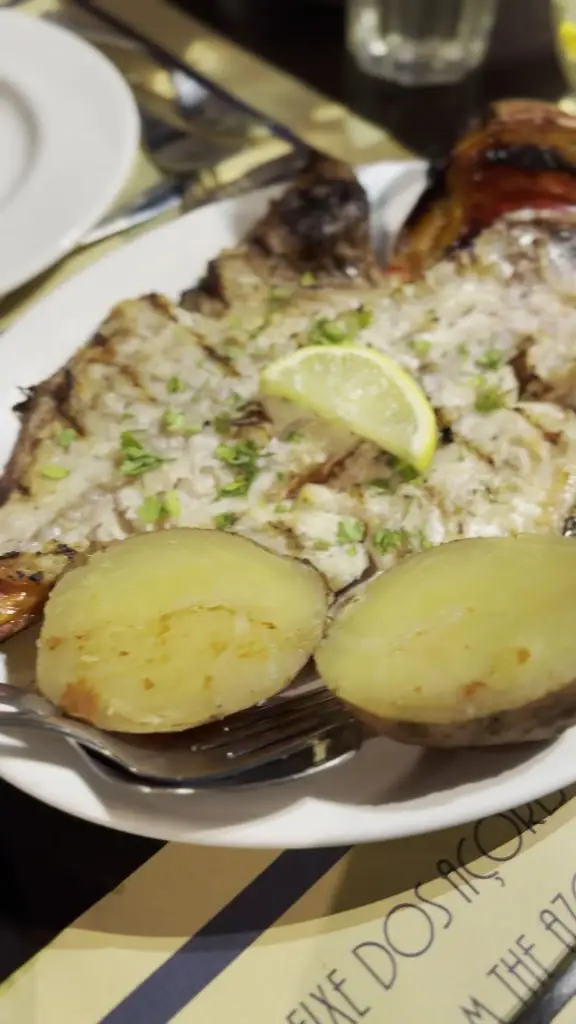 Restaurante Ponta do Garajau_Fenais da Ajuda_slider_image_2