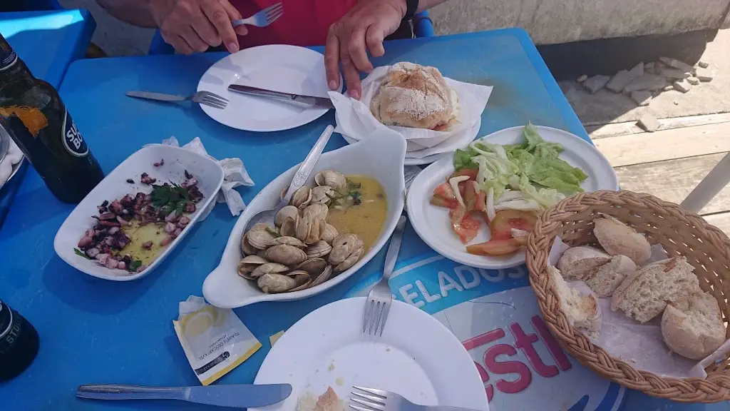 Menu_Restaurante Pucinho_Vila Chã_immagine_8