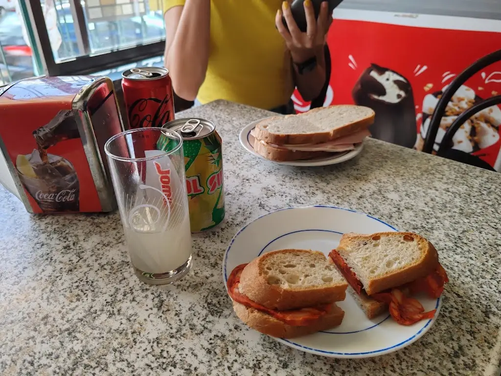 Tony Consma_Snack-Bar Girassol_Beringel_recensione