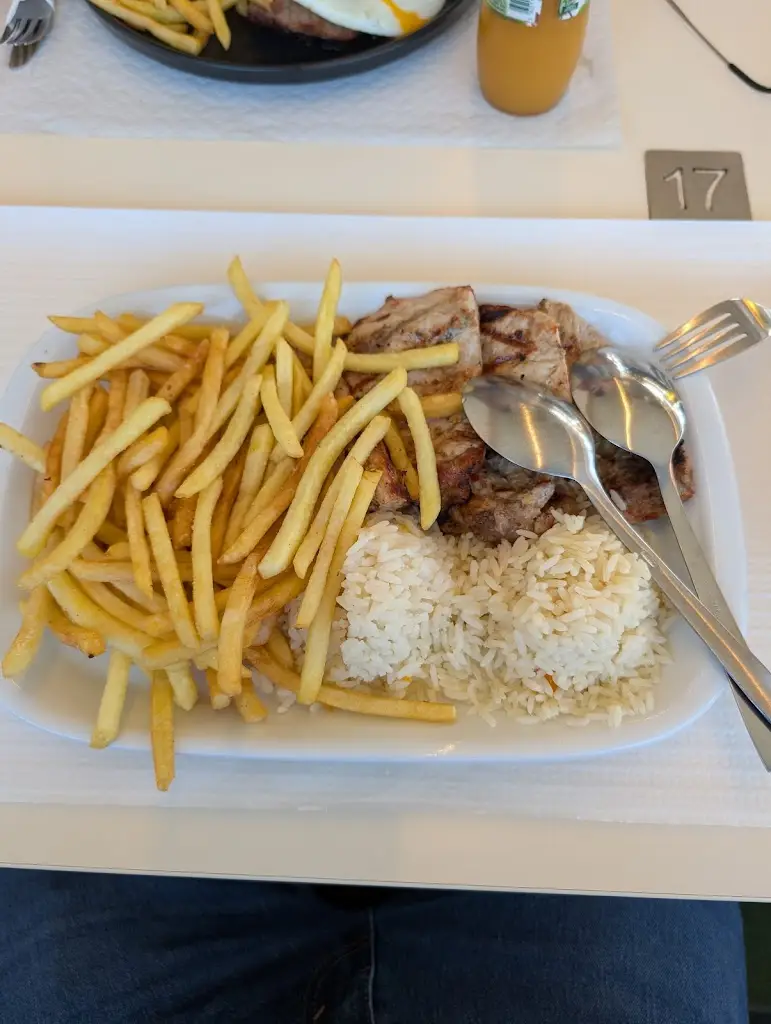 Gilbert F_Restaurante O Indústria_Vagos_recensione