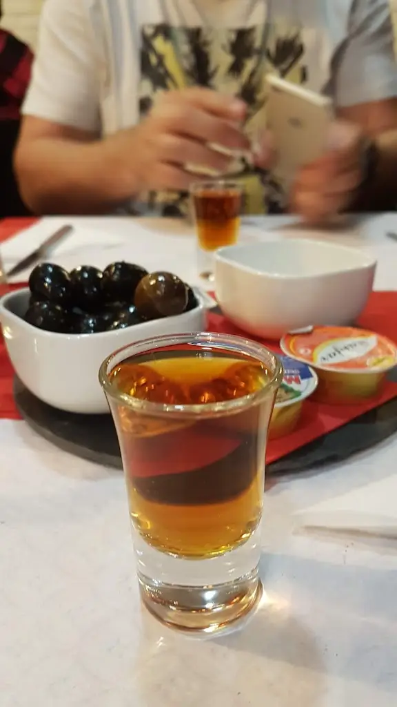 Balazs Pek_Snack-Bar Ferradura_Vagos_reseña