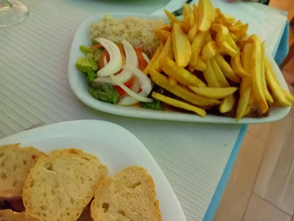 Jackie Lyons_Restaurante Caravela_Vagos_recensione