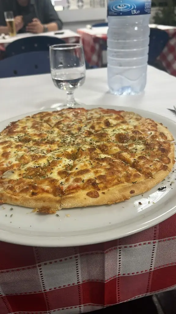 Restaurante Pizzaria Rafaello_Aljustrel_slider_image_2