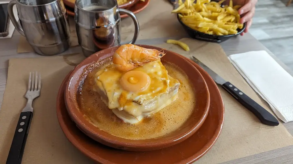 Nuno Vieira Peixoto_FFrancesinhas_Valongo_recensione