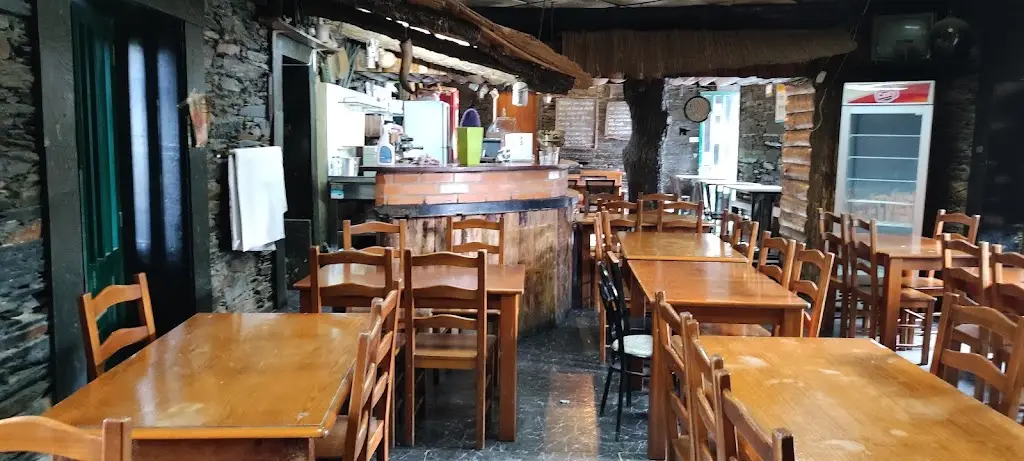 Adega Regional O Mineiro_Valongo_slider_image_1