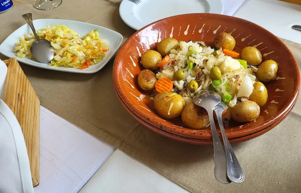 Armenio Vale_Restaurante Soares_Valongo_review